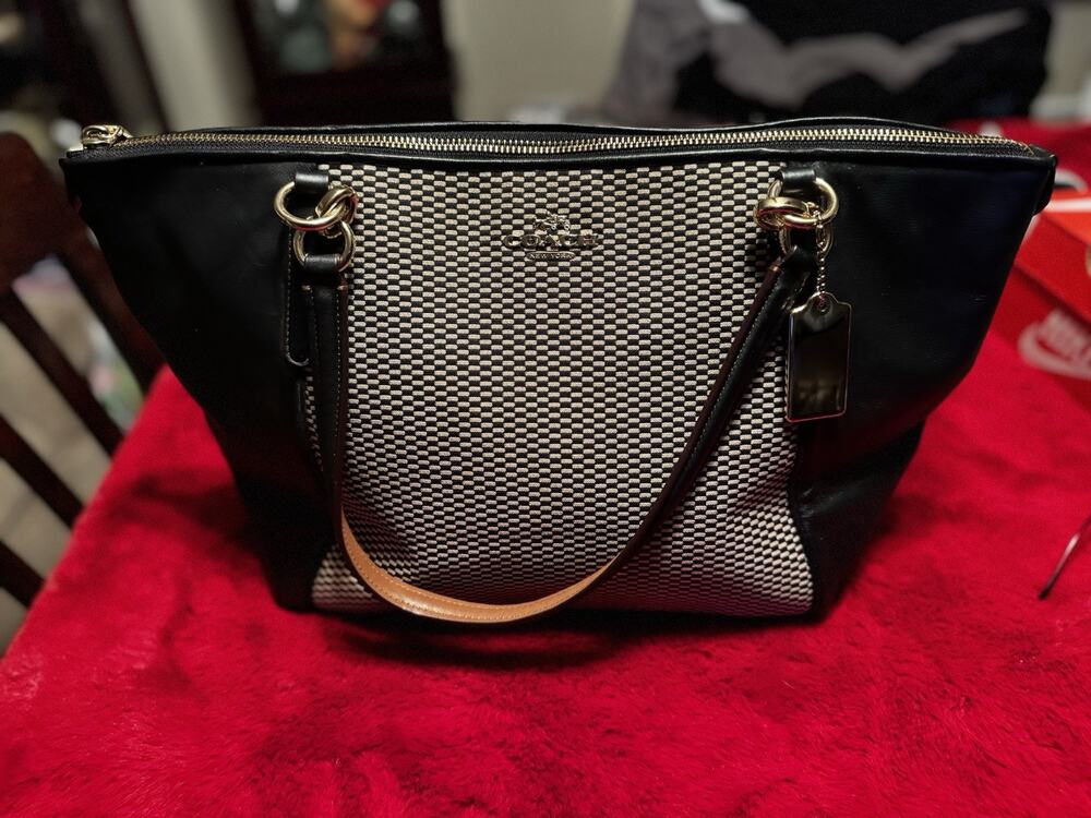 Coach Ava Legacy Jacquard Tote F57246 Black Milk Leather Trim Zip Shoulder Bag